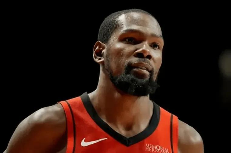 kaiyun-火箭111-104战胜活塞 球员评价：3人优秀，4人良好，泰特崩盘